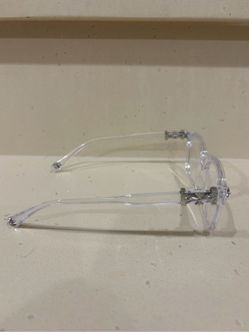 sunglasses - Picture 4 of 4